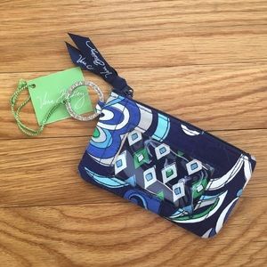 NWT✨ Vera Bradley Zip ID Case, Mediterranean Blue